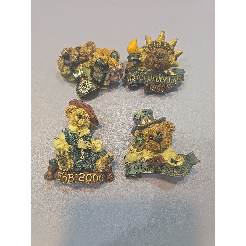 Lot Of Four Resin Boyd Bear Brooch Pin Vintage